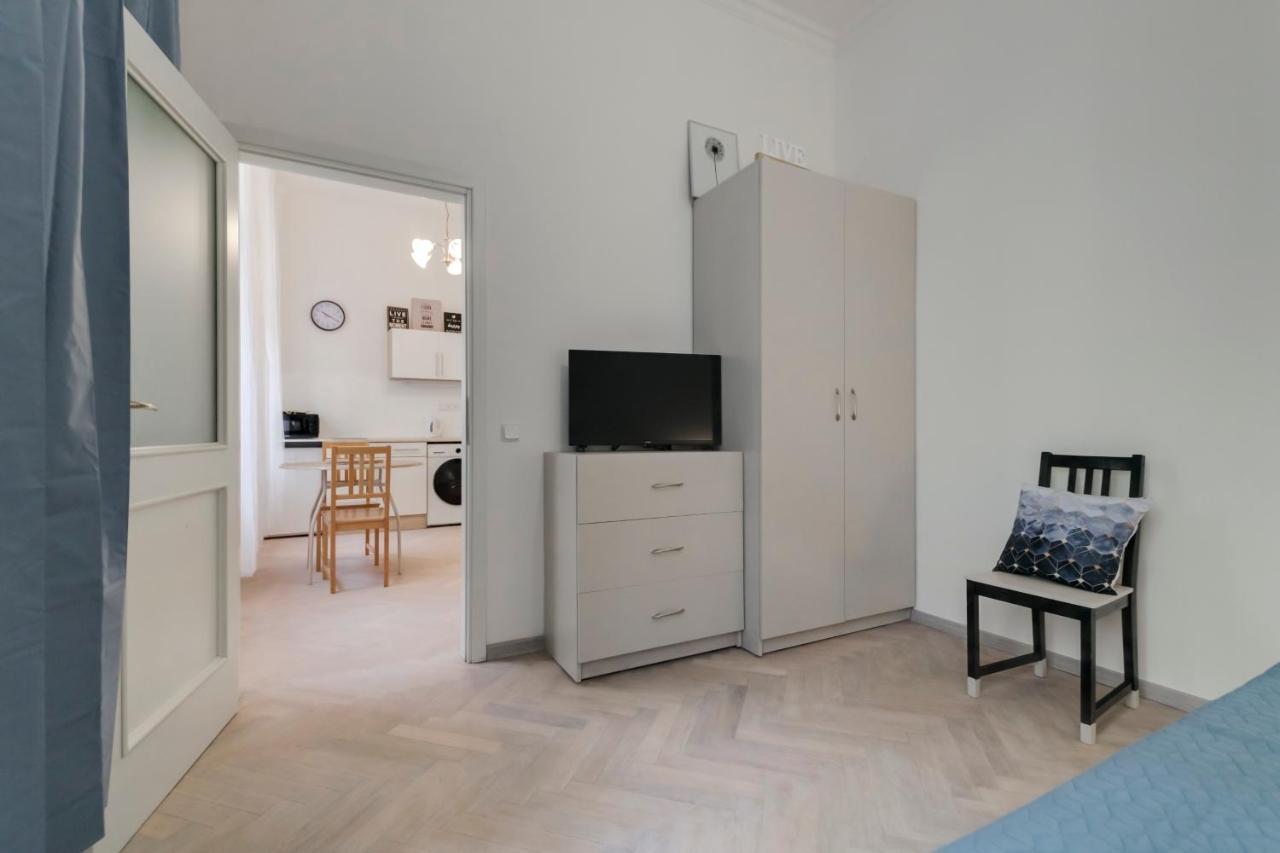 Vita Nejedleho apartments Praag Buitenkant foto