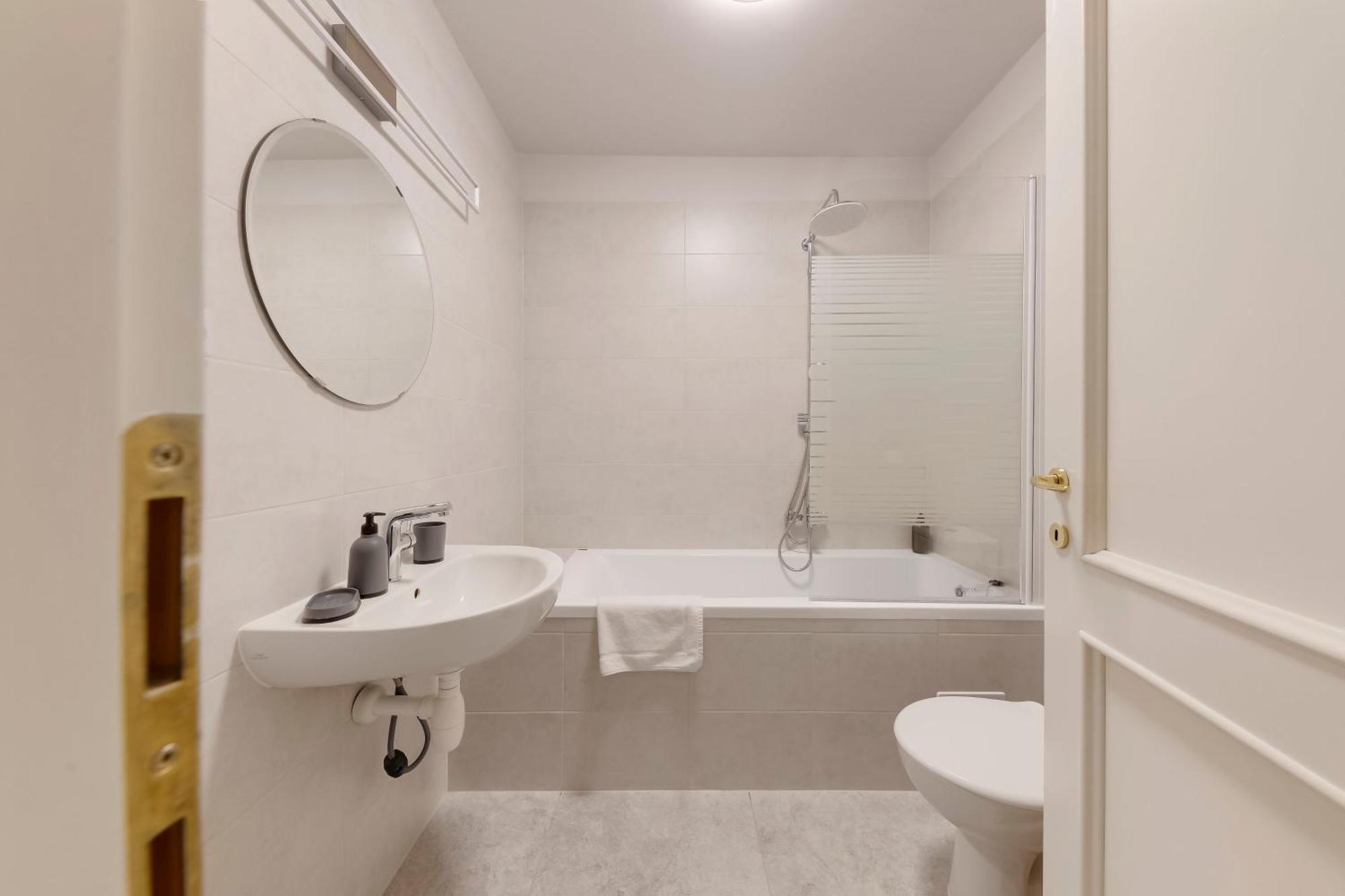 Vita Nejedleho apartments Praag Buitenkant foto